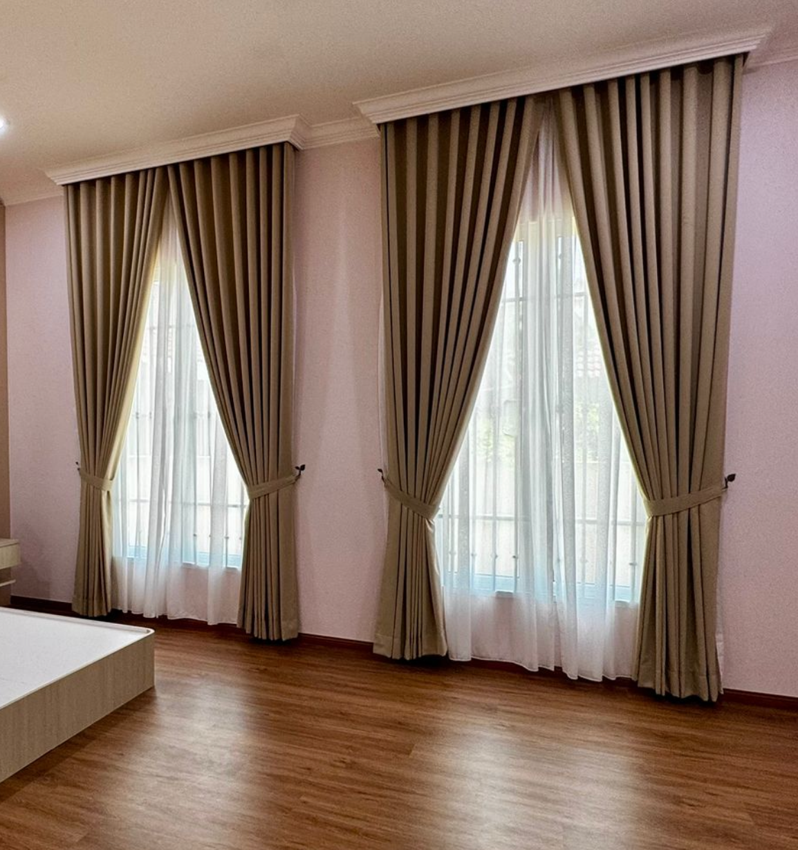 Curtain Supply & Installation